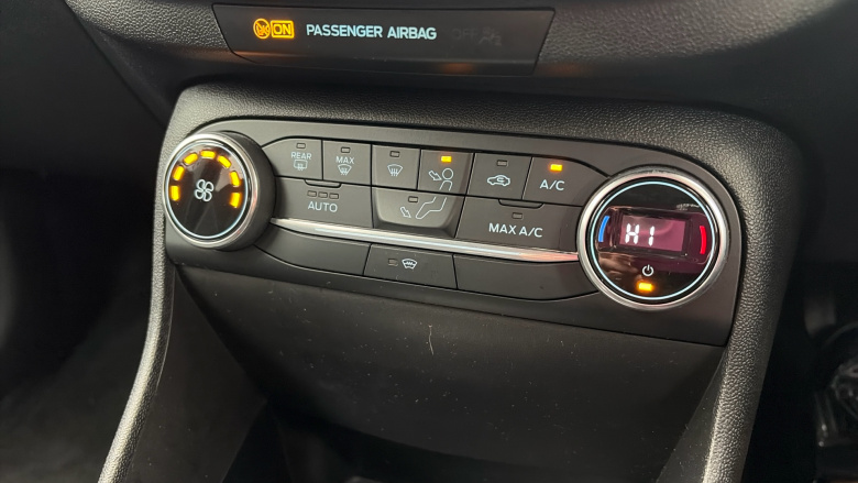 Ford Fiesta 1.0 EcoBoost 125 Titanium 5dr Petrol Hatchback